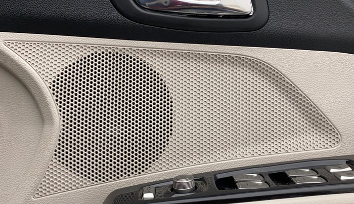 2021 Mahindra XUV300 W8 (O) 1.2 PETROL, Petrol, Manual, 48,853 km, Speaker