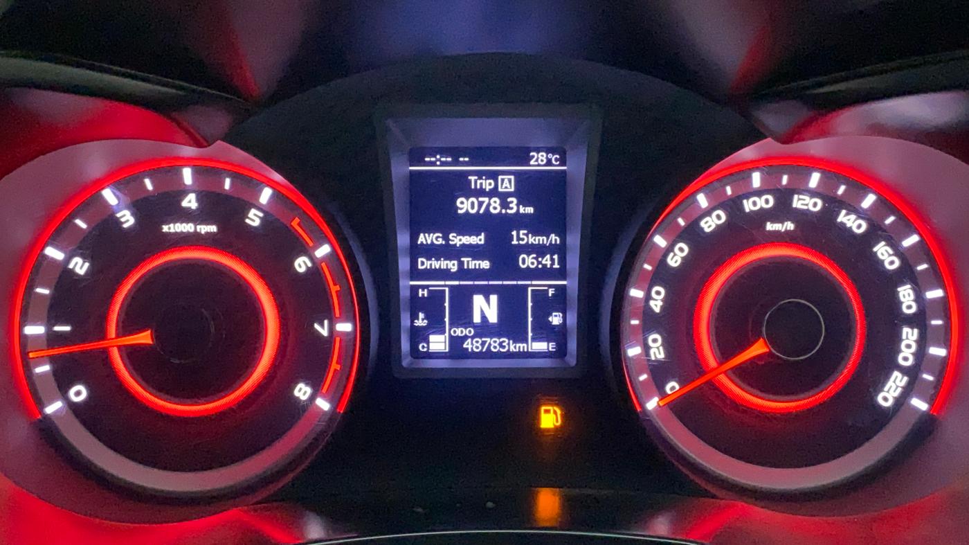 2021 Mahindra XUV300 W8 (O) 1.2 PETROL, Petrol, Manual, 48,853 km, Odometer Image