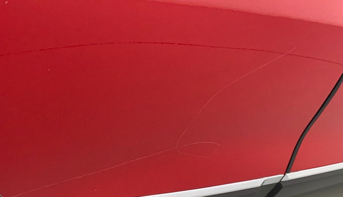 2021 Mahindra XUV300 W8 (O) 1.2 PETROL, Petrol, Manual, 48,853 km, Right rear door - Minor scratches