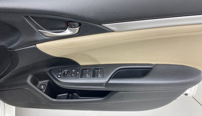 2019 Honda Civic 1.8L I-VTEC VX CVT, Petrol, Automatic, 31,018 km, Driver Side Door Panels Control