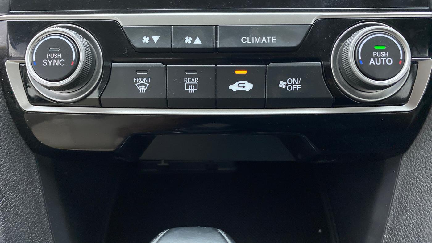 2019 Honda Civic 1.8L I-VTEC VX CVT, Petrol, Automatic, 31,018 km, Automatic Climate Control