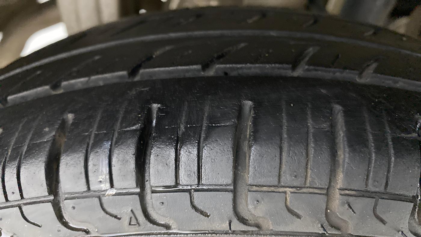 2018 Maruti Alto 800 LXI, Petrol, Manual, 19,149 km, Right Rear Tyre Tread
