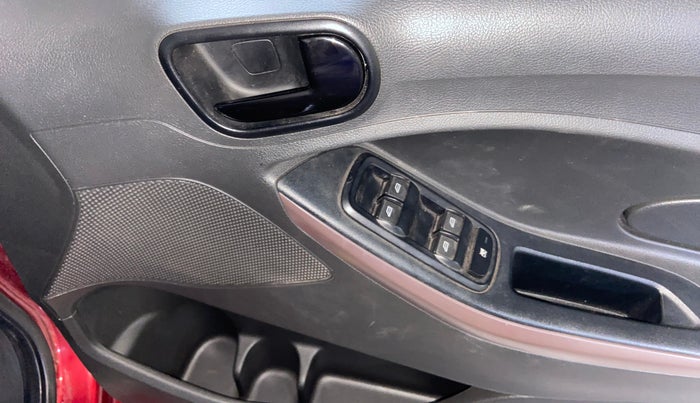 2020 Ford FREESTYLE TITANIUM 1.2 PETROL, Petrol, Manual, 43,550 km, Driver Side Door Panels Control