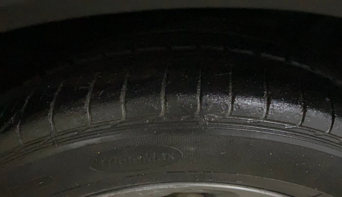 2020 Ford FREESTYLE TITANIUM 1.2 PETROL, Petrol, Manual, 43,550 km, Right Front Tyre Tread