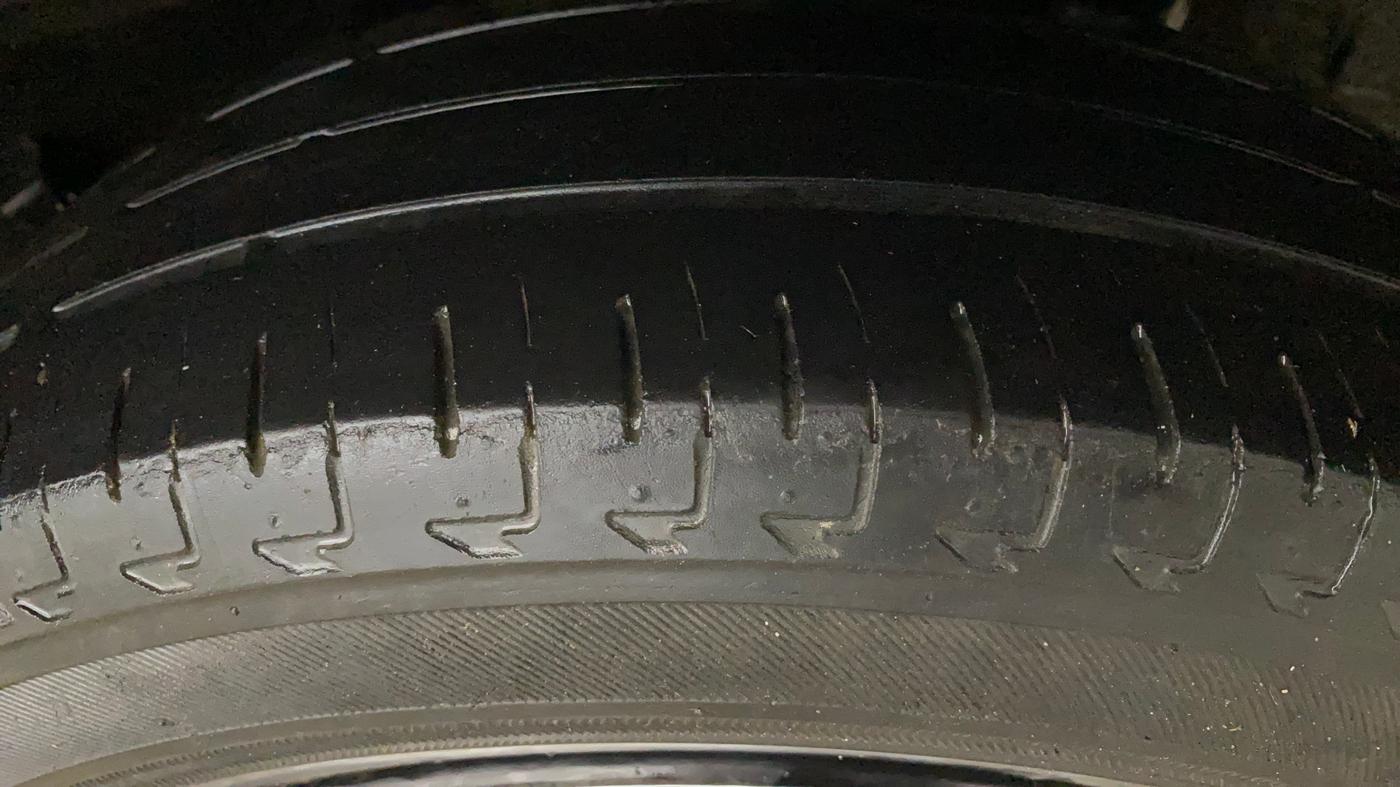 2019 Honda Amaze 1.2L I-VTEC S, CNG, Manual, 32,893 km, Left Rear Tyre Tread