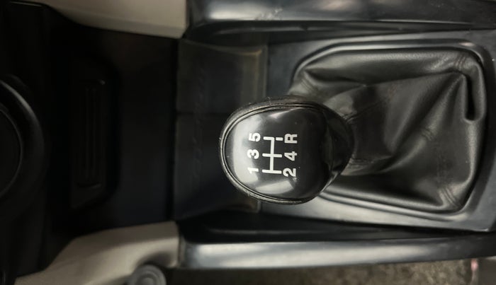 2017 Ford Ecosport AMBIENTE 1.5L PETROL, CNG, Manual, 1,05,543 km, Gear Lever