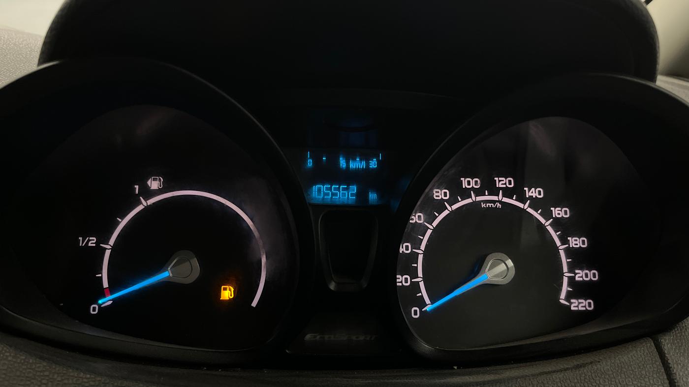 2017 Ford Ecosport AMBIENTE 1.5L PETROL, CNG, Manual, 1,05,543 km, Odometer Image