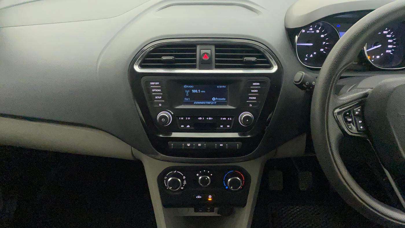 2018 Tata Tiago XZ PETROL, Petrol, Manual, 76,127 km, Air Conditioner