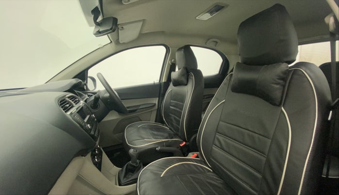2018 Tata Tiago XZ PETROL, Petrol, Manual, 76,127 km, Right Side Front Door Cabin