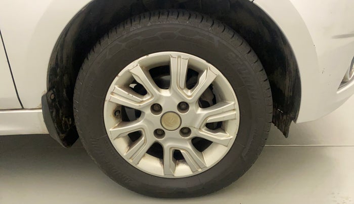 2018 Tata Tiago XZ PETROL, Petrol, Manual, 76,127 km, Right Front Wheel