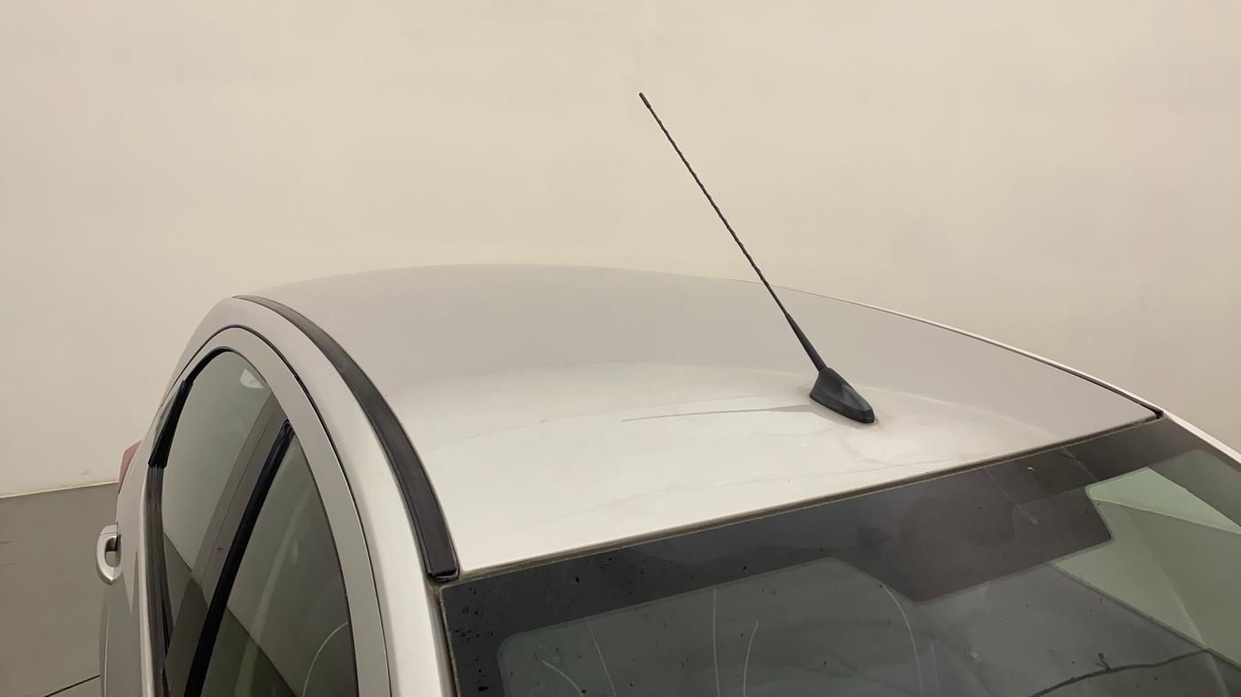 2018 Tata Tiago XZ PETROL, Petrol, Manual, 76,127 km, Roof