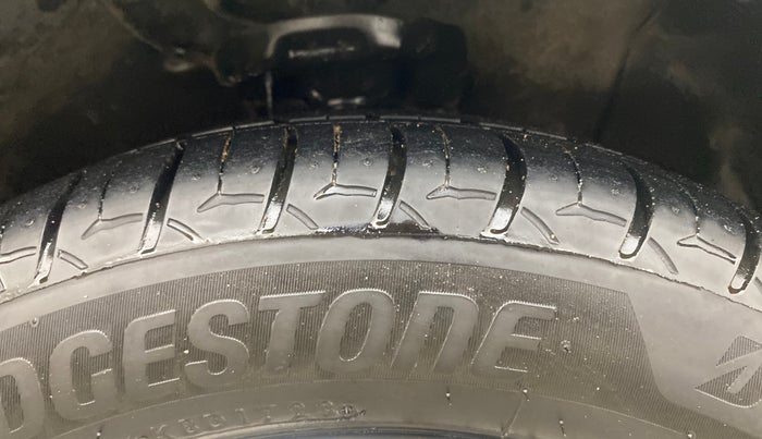 2018 Hyundai Verna 1.6 VTVT SX, Petrol, Manual, 91,155 km, Right Front Tyre Tread