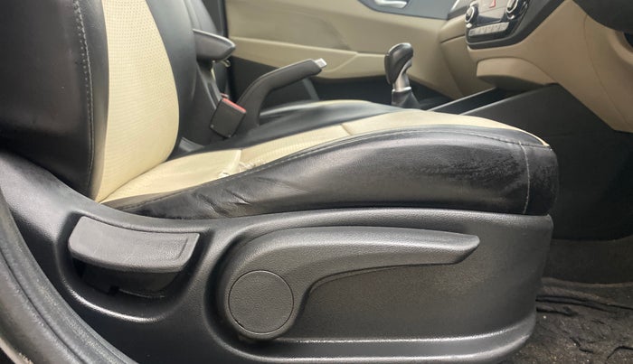 2018 Hyundai Verna 1.6 VTVT SX, Petrol, Manual, 91,155 km, Driver Side Adjustment Panel