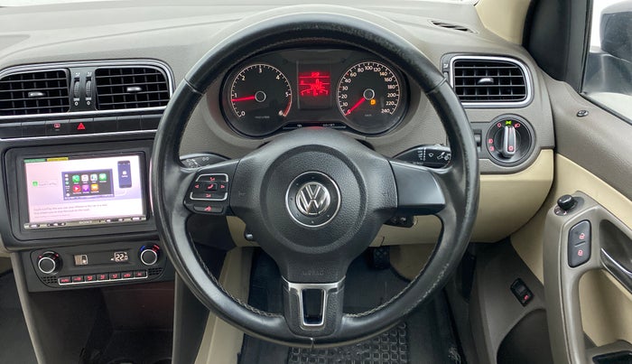 2012 Volkswagen Vento HIGHLINE DIESEL, Diesel, Manual, 75,455 km, Steering Wheel Close Up