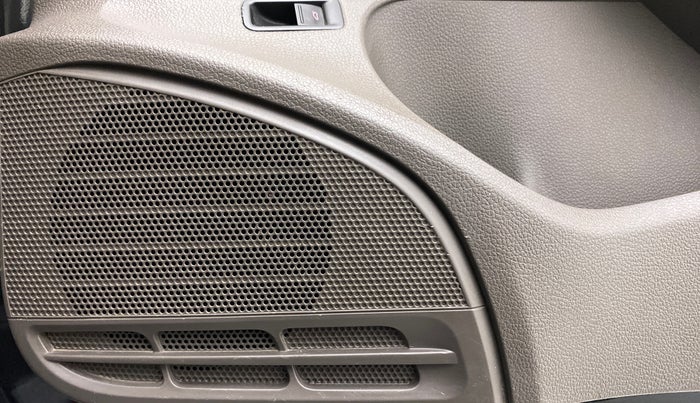 2012 Volkswagen Vento HIGHLINE DIESEL, Diesel, Manual, 75,455 km, Speaker