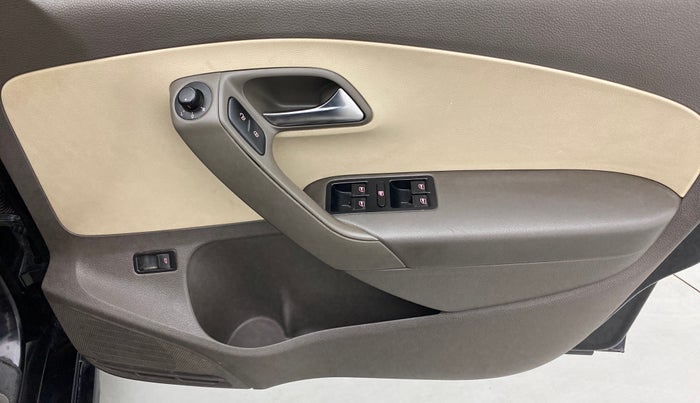 2012 Volkswagen Vento HIGHLINE DIESEL, Diesel, Manual, 75,455 km, Driver Side Door Panels Control