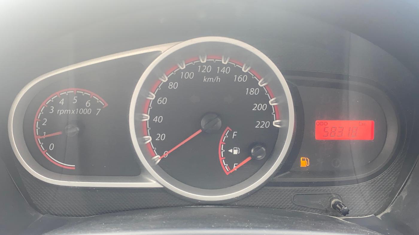 2014 Ford Figo TITANIUM 1.2 PETROL, Petrol, Manual, 58,275 km, Odometer Image