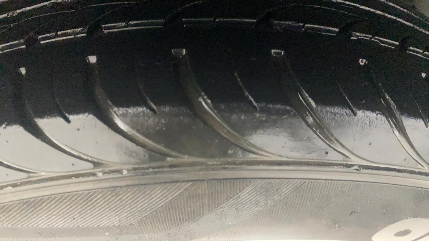 2014 Ford Figo TITANIUM 1.2 PETROL, Petrol, Manual, 58,275 km, Right Rear Tyre Tread