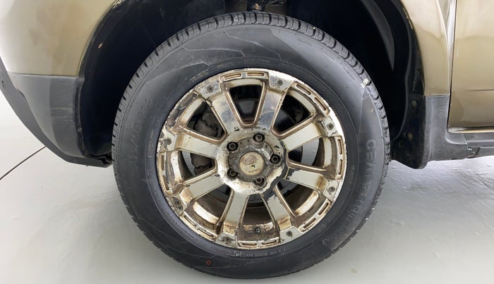 2014 Renault Duster 85 PS RXE DIESEL ADVENTURE, Diesel, Manual, 56,795 km, Left Front Wheel