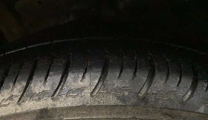 2014 Honda Mobilio 1.5L I-VTEC V, Petrol, Manual, 46,518 km, Left Front Tyre Tread