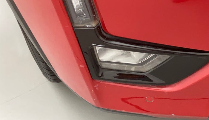 2021 Mahindra XUV300 W8 (O) 1.5 DIESEL AMT, Diesel, Automatic, 28,830 km, Front bumper - Minor scratches