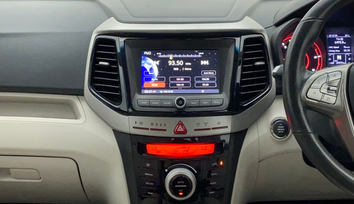 2021 Mahindra XUV300 W8 (O) 1.5 DIESEL AMT, Diesel, Automatic, 28,830 km, Air Conditioner