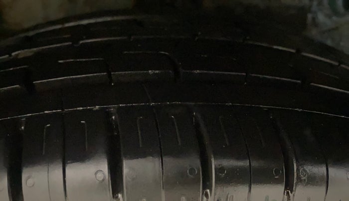 2014 Maruti Celerio VXI AMT, Petrol, Automatic, 80,039 km, Right Rear Tyre Tread