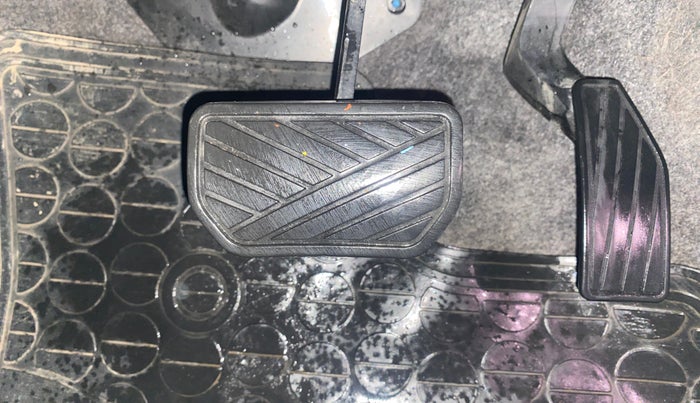 2014 Maruti Celerio VXI AMT, Petrol, Automatic, 80,039 km, Pedals