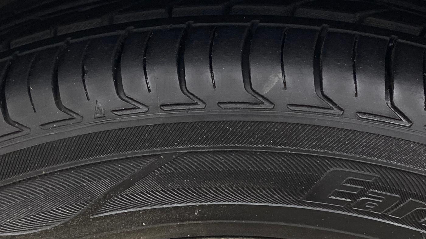 2016 Tata Zest XT PETROL, Petrol, Manual, 68,191 km, Left Front Tyre Tread