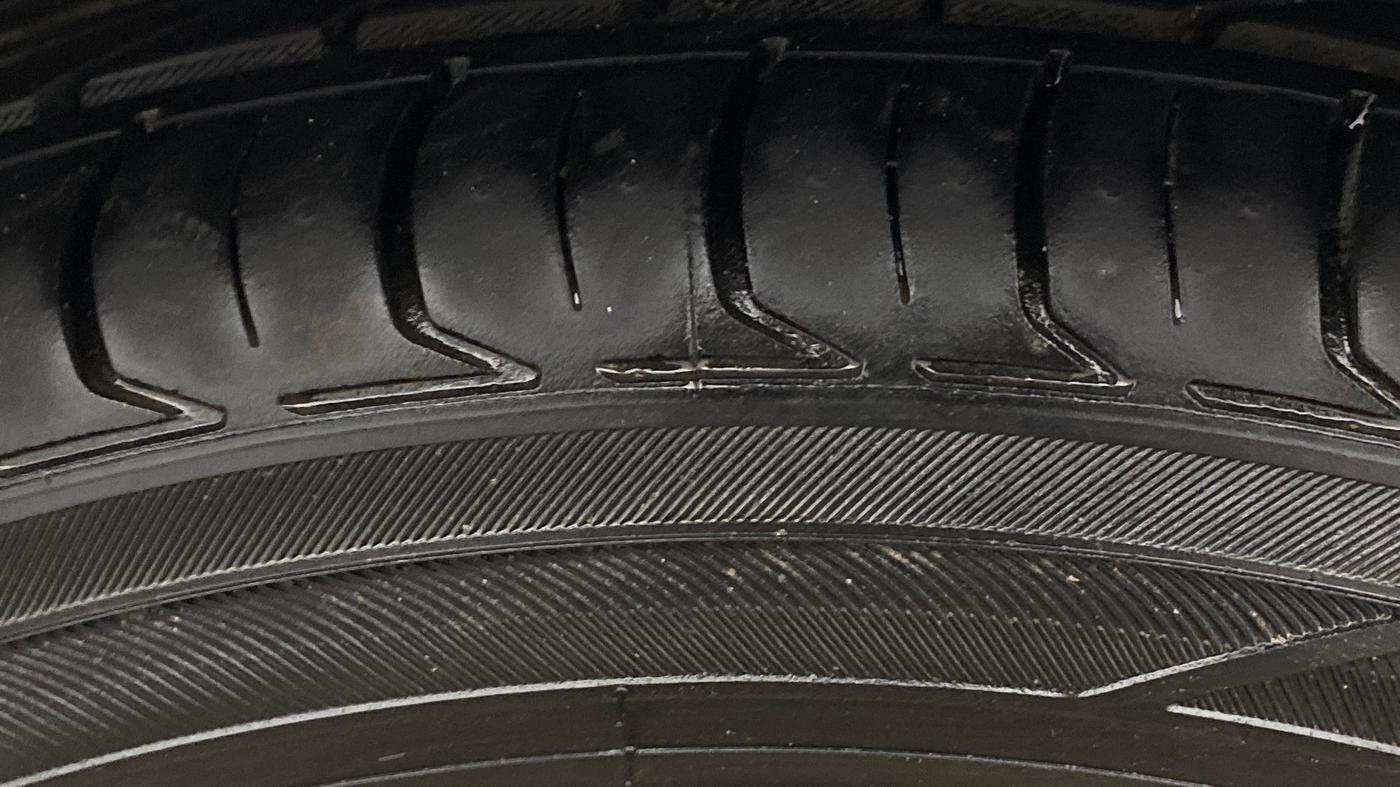 2016 Tata Zest XT PETROL, Petrol, Manual, 68,191 km, Left Rear Tyre Tread