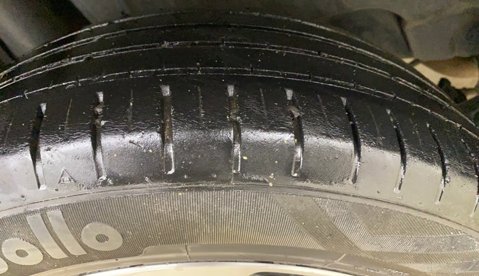 2023 Toyota Glanza G AMT, Petrol, Automatic, 1,31,108 km, Right Rear Tyre Tread