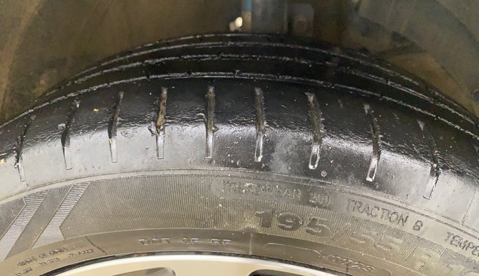 2023 Toyota Glanza G AMT, Petrol, Automatic, 1,31,108 km, Right Front Tyre Tread