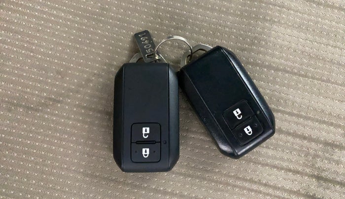 2023 Toyota Glanza G AMT, Petrol, Automatic, 1,31,108 km, Key Close Up