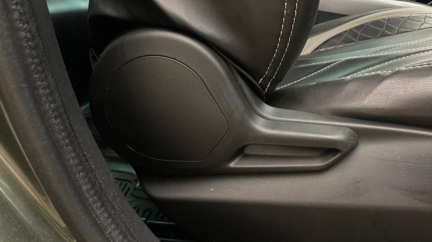 2021 Tata NEXON XM SUNROOF PETROL, Petrol, Manual, 56,947 km, Driver Side Adjustment Panel