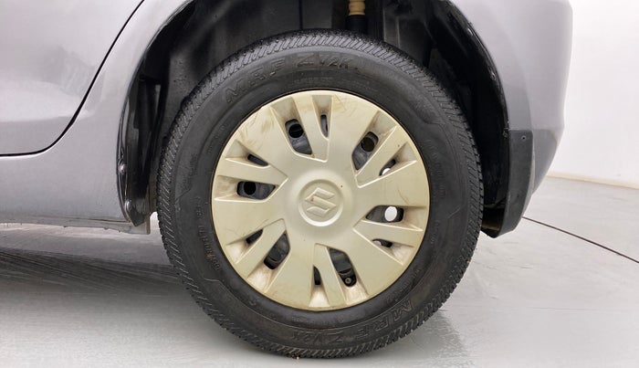 2013 Maruti Swift VXI, Petrol, Manual, 69,428 km, Left Rear Wheel