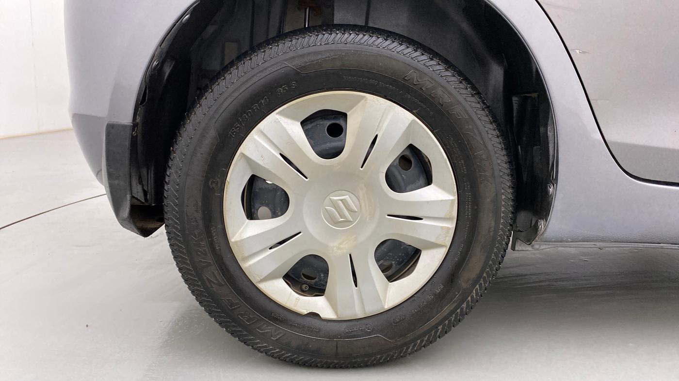 2013 Maruti Swift VXI, Petrol, Manual, 69,428 km, Right Rear Wheel