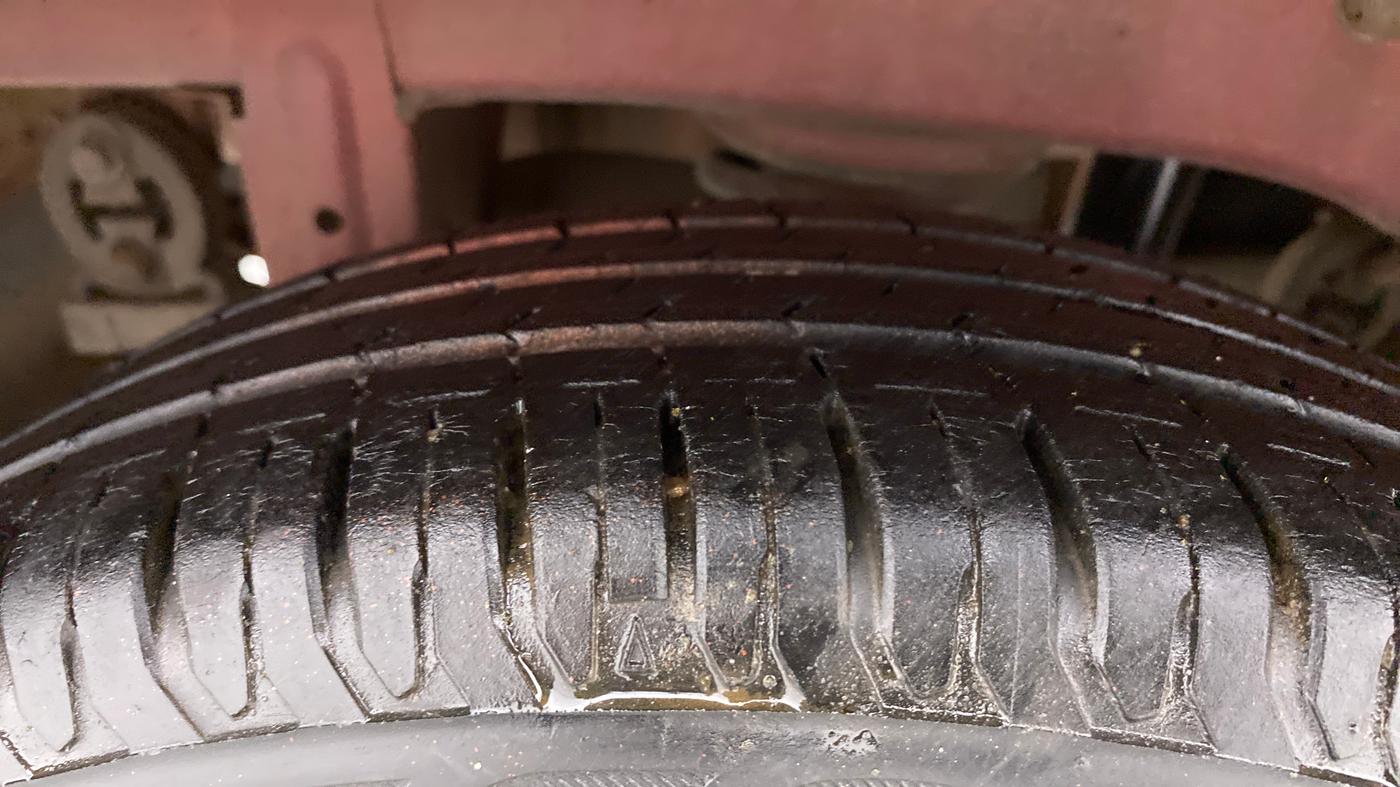 2011 Maruti Alto K10 VXI, CNG, Manual, 88,421 km, Right Rear Tyre Tread