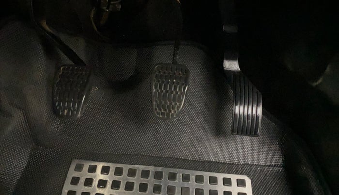 2020 Tata NEXON XM PETROL, Petrol, Manual, 59,069 km, Pedals