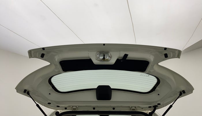 2020 Mahindra KUV 100 NXT K8 6 STR, Petrol, Manual, 15,478 km, Boot Door Open