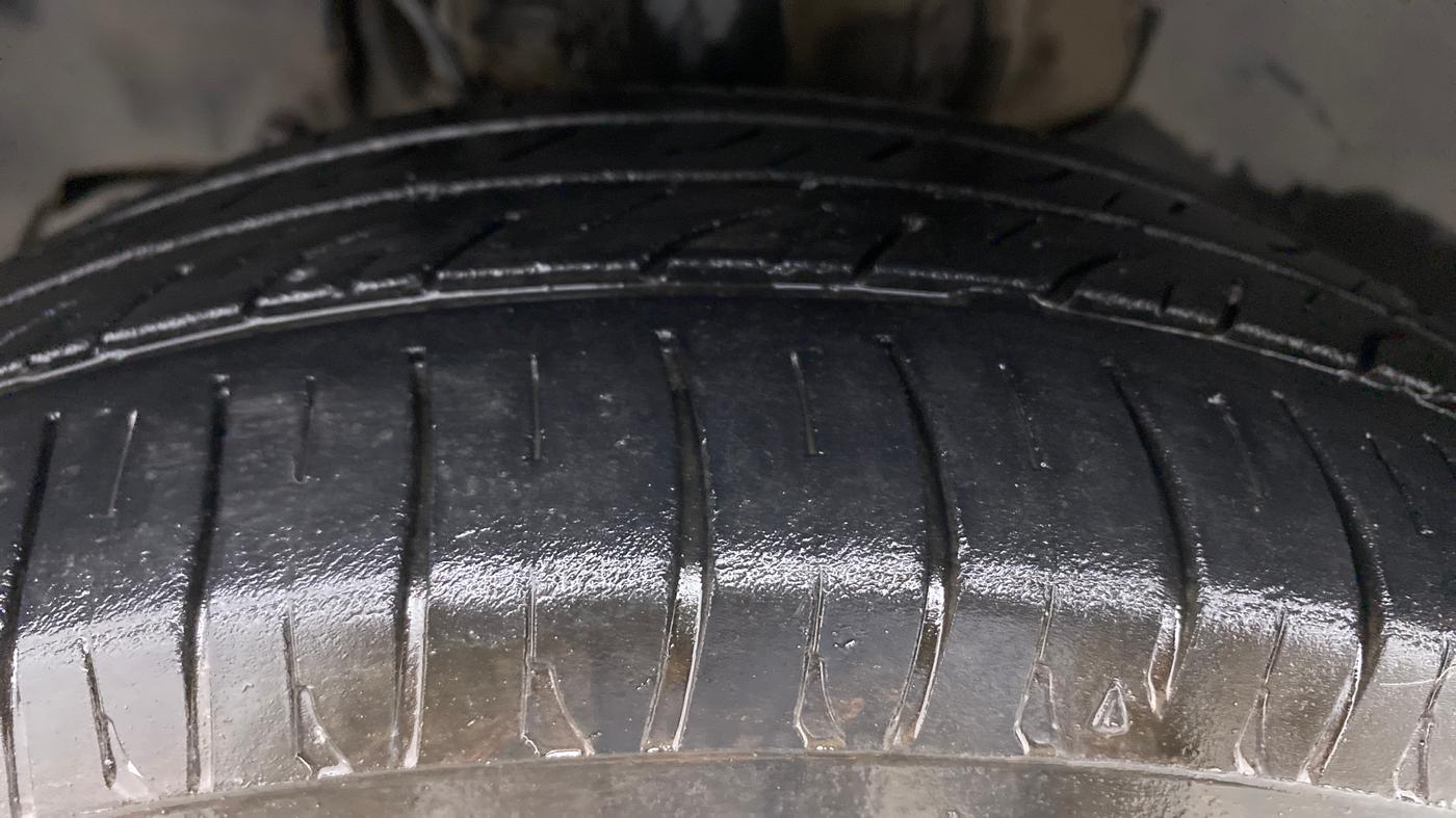 2018 Tata Tiago XZA PETROL, Petrol, Automatic, 86,491 km, Left Front Tyre Tread