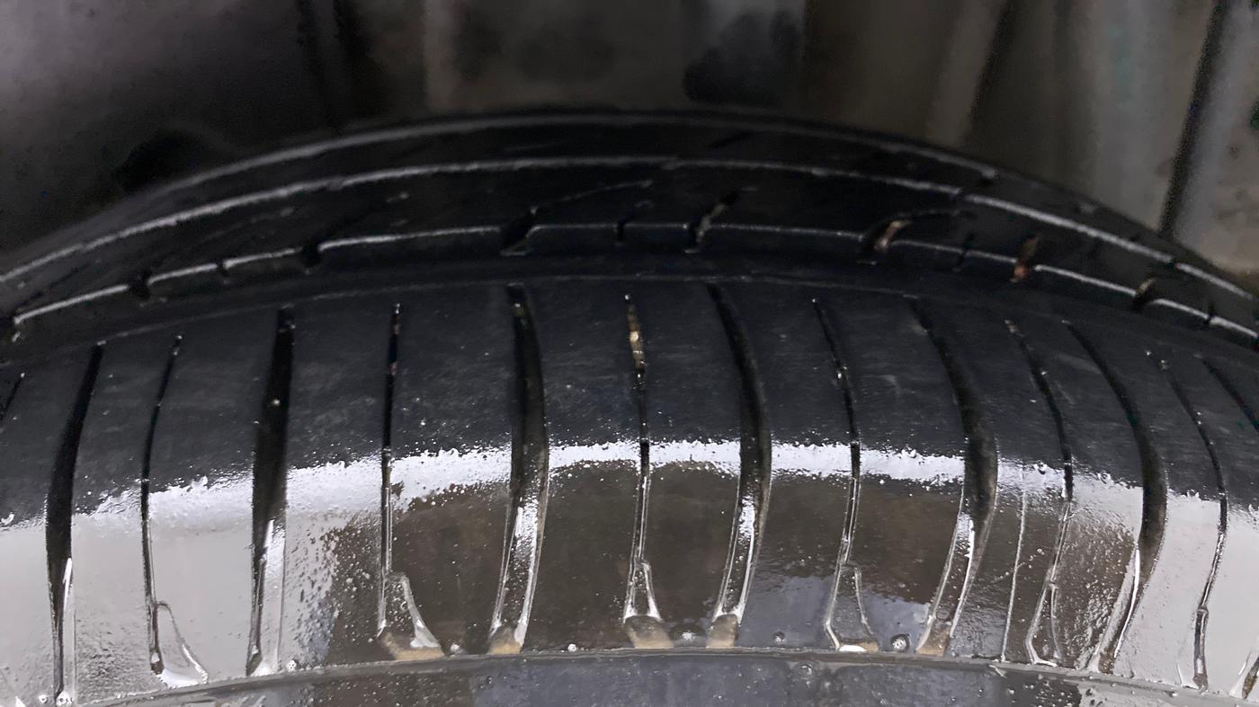2018 Tata Tiago XZA PETROL, Petrol, Automatic, 86,491 km, Left Rear Tyre Tread