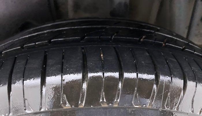 2018 Tata Tiago XZA PETROL, Petrol, Automatic, 86,491 km, Left Rear Tyre Tread