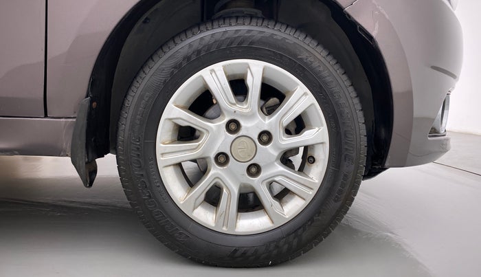 2018 Tata Tiago XZA PETROL, Petrol, Automatic, 86,491 km, Right Front Wheel