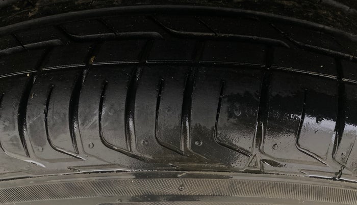 2022 Tata NEXON XZ PLUS PETROL, Petrol, Manual, 38,430 km, Right Rear Tyre Tread