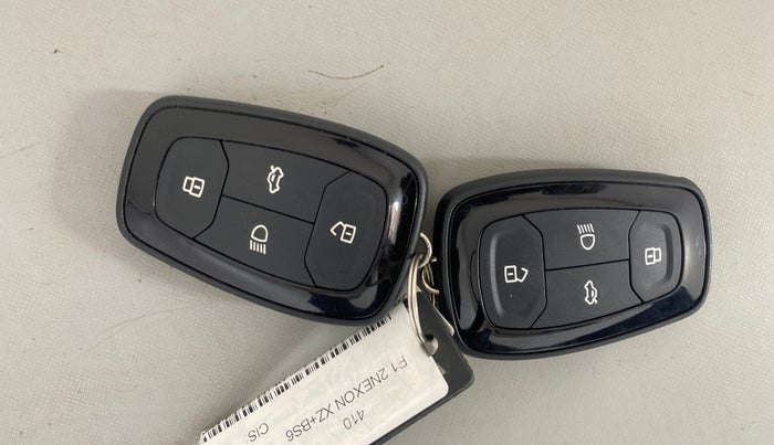 2022 Tata NEXON XZ PLUS PETROL, Petrol, Manual, 38,430 km, Key Close Up