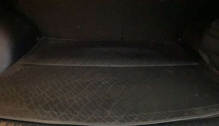 2020 KIA SELTOS HTX 1.5 PETROL, Petrol, Manual, 76,737 km, Boot Inside