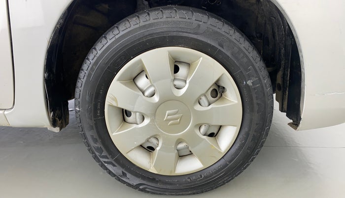 2013 Maruti Wagon R 1.0 LXI, Petrol, Manual, 30,775 km, Right Front Wheel