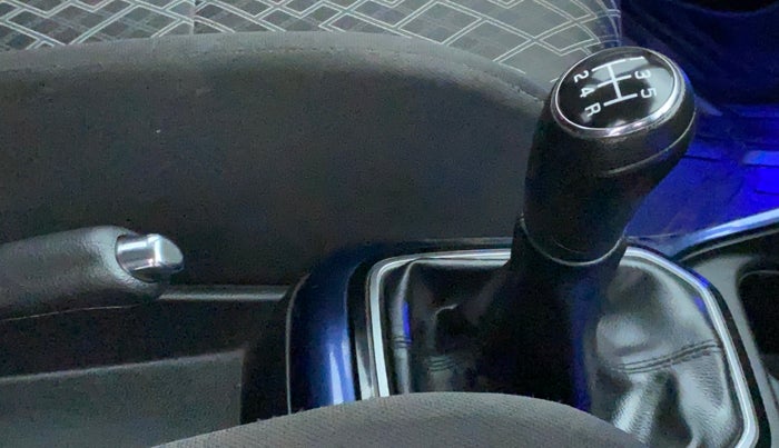 2020 Maruti IGNIS ALPHA 1.2, Petrol, Manual, 26,270 km, Gear Lever