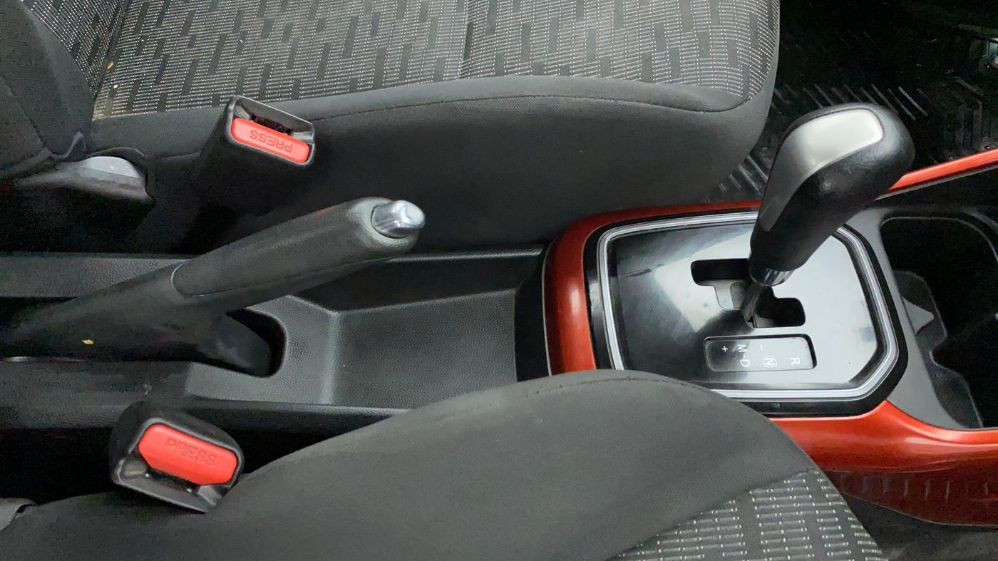2017 Maruti IGNIS DELTA 1.2 K12 AMT, Petrol, Automatic, 95,724 km, Gear Lever