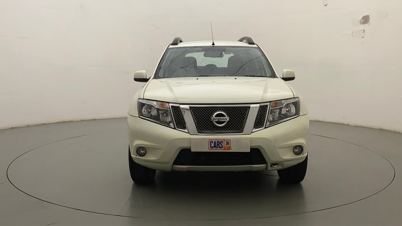2015 Nissan Terrano XL (P), Petrol, Manual, 45,564 km, Front